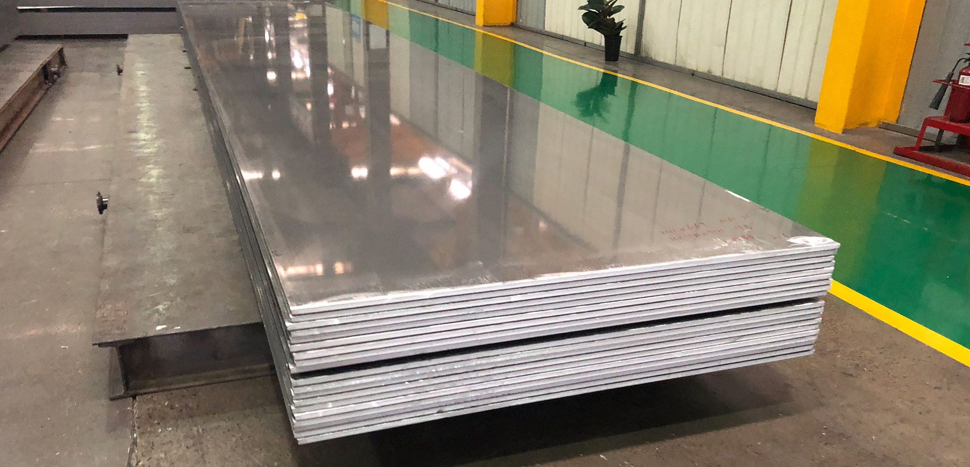 河南明泰铝业是5052铝板的产品